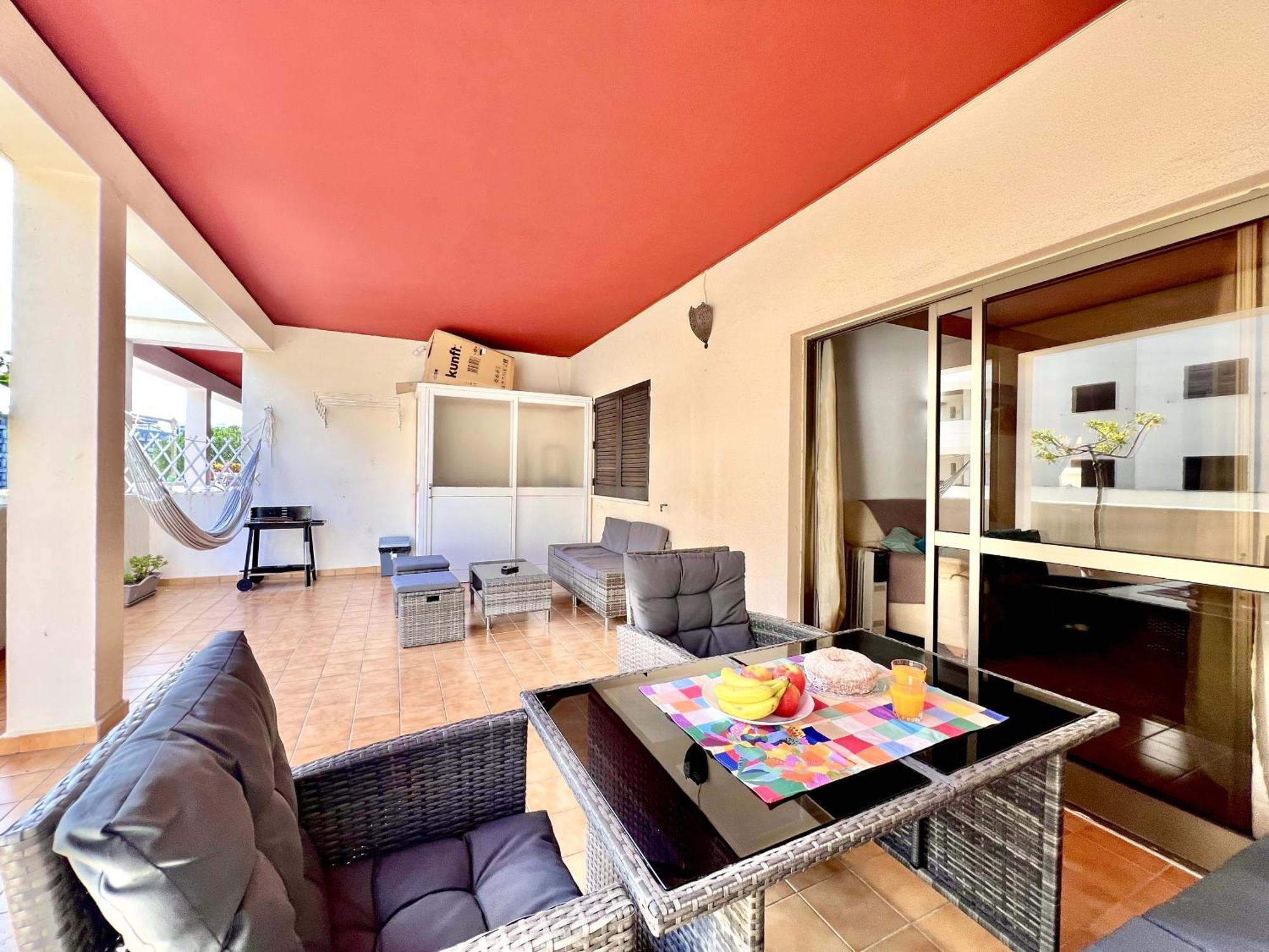 Apartment Ocean Bay With Pool By Homing Lagos